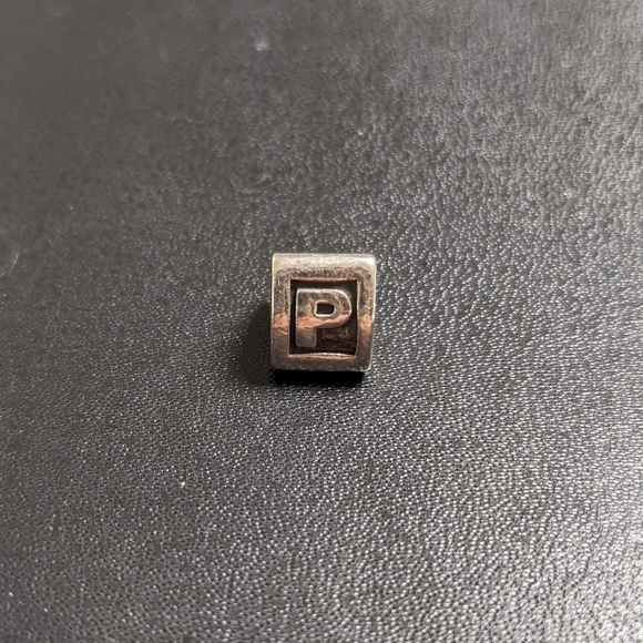 PANDORA Initial P Charm - Picture 3 of 4